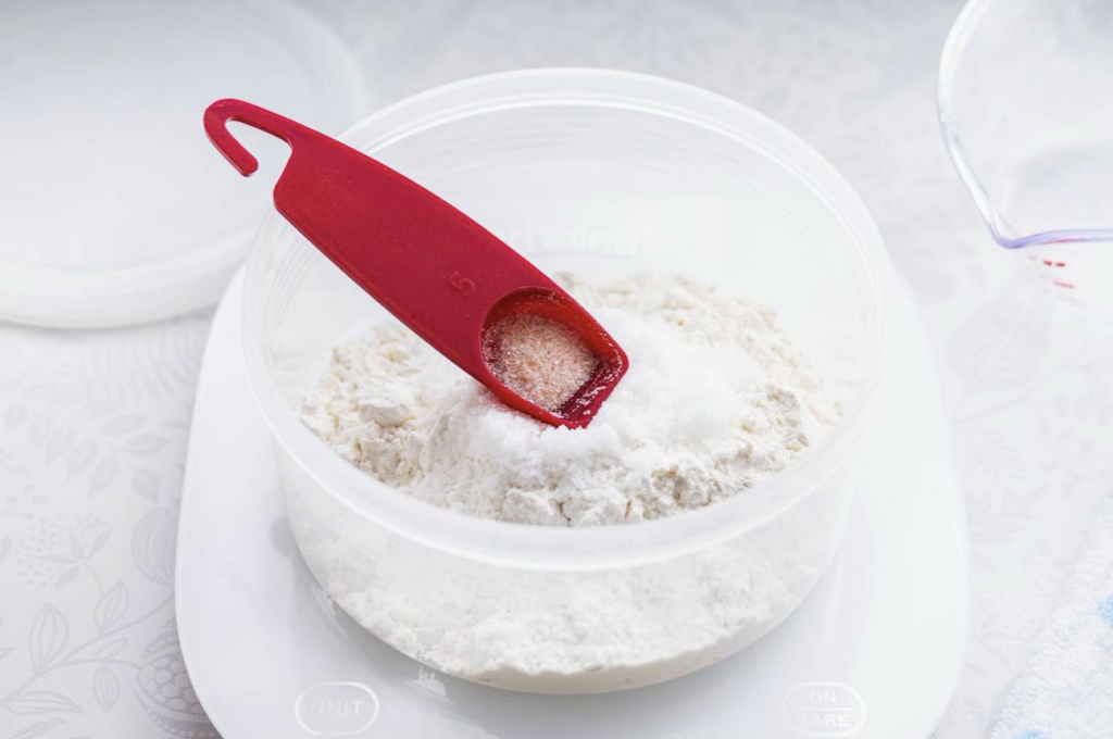 パン作りで塩を使う注意点